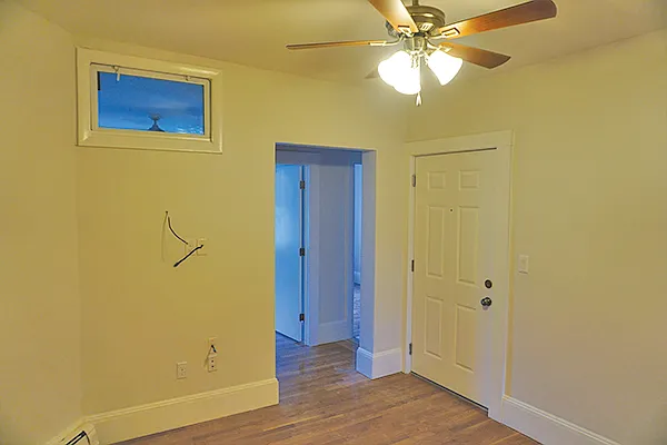 27 Lambert St — Photo 3