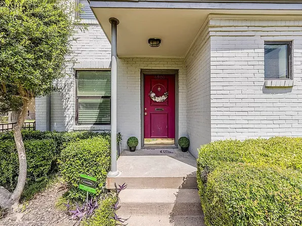 (undisclosed Address), Dallas, TX 75235