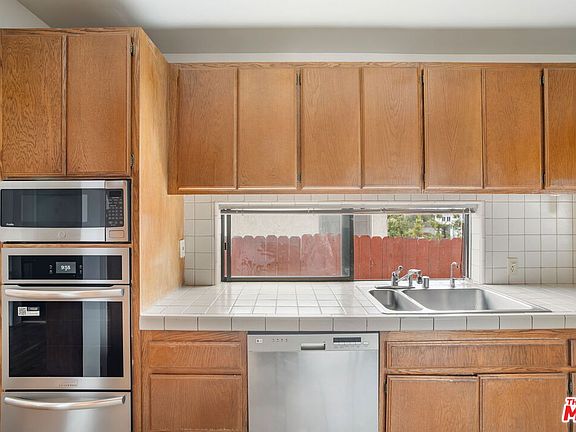 5th image of 6221 Condon Ave