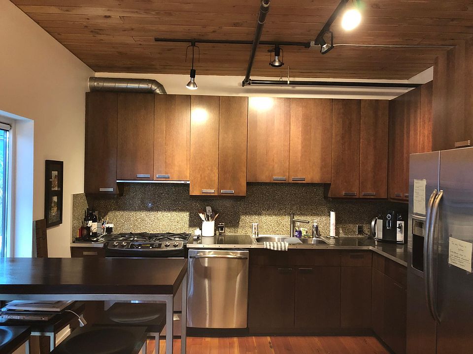 1st image of 1408 12th Ave Unit 404