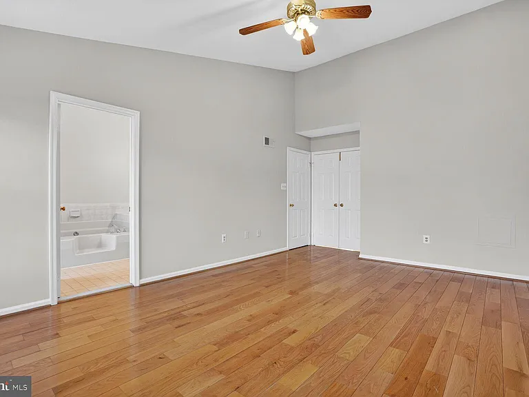 8408 Millwood Dr — Photo 11