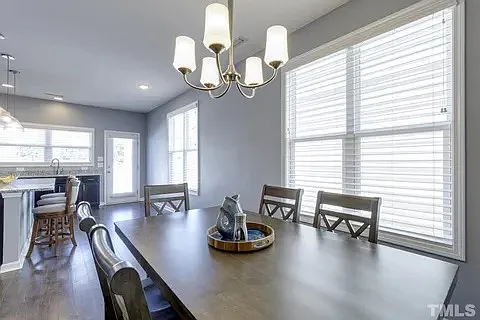 1232 Brown Velvet Ln — Photo 10