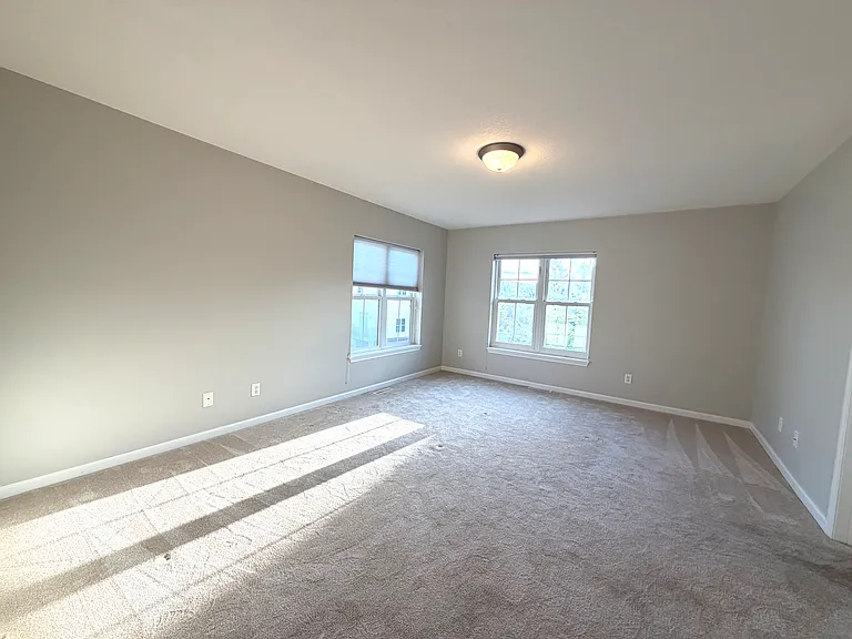 8108 Norwood Ln N — Photo 30