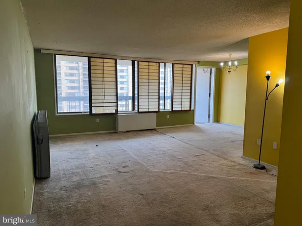 3705 S George Mason Dr APT 1616S, Falls Church, VA 22041