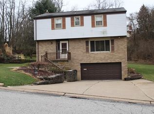 4756 Robert Dr, Bethel Park, PA 15102
