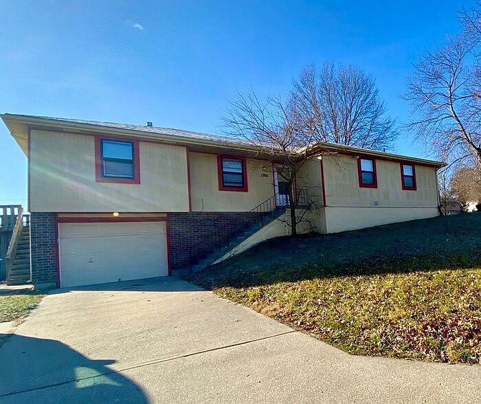 1st image of 13011 Smalley Ave