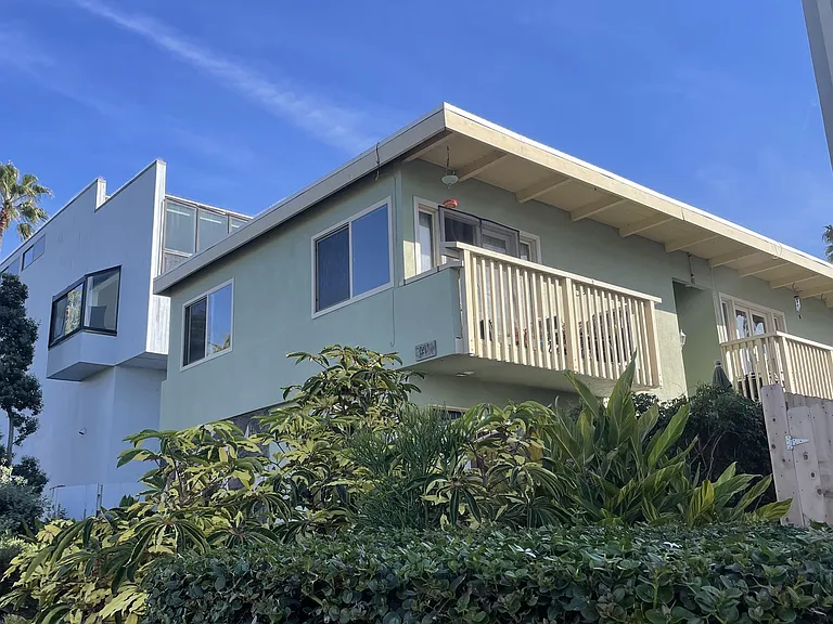 349 Playa Del Sur St — Photo 26