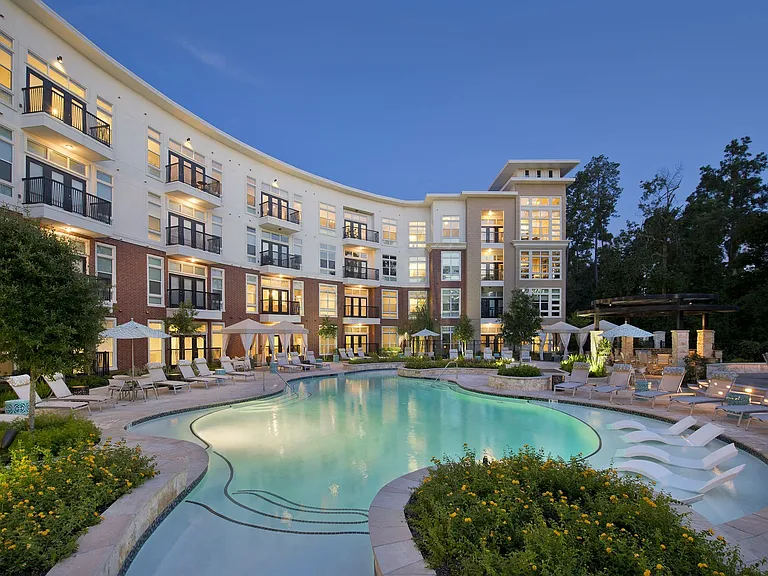The Belvedere at Springwoods Village Apartments — Photo 1