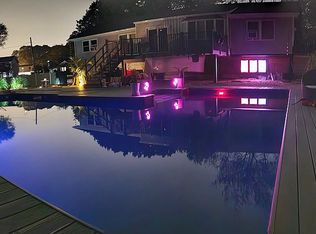 17 Charles Ct, East Patchogue, NY 11772