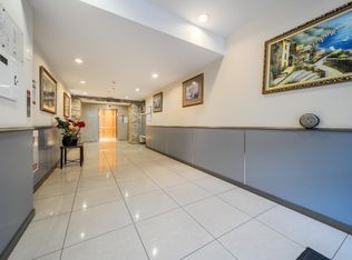 6133 Buswell St #903, Richmond, BC V6Y 2E9