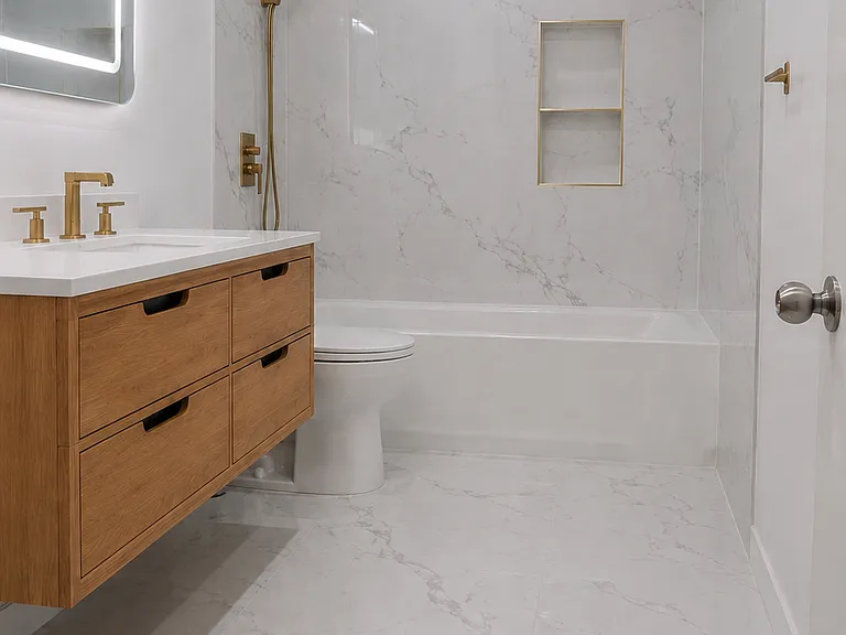 1160 La Salle Ave — Photo 3