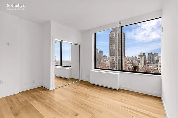 Rented by Sotheby's International Realty | media 35