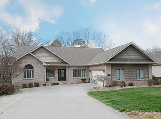 110 Geya Cir, Loudon, TN 37774
