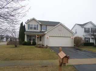901 Lakestone Ln, Aurora, IL 60504