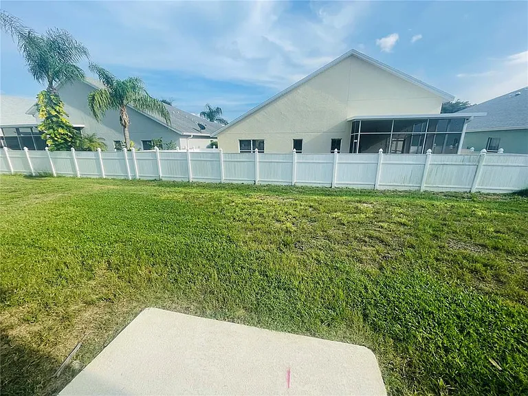 16616 Broadford Ln — Photo 26