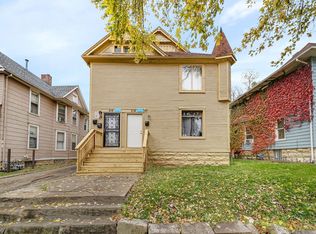 214-216 N Hickory St, Joliet, IL 60435