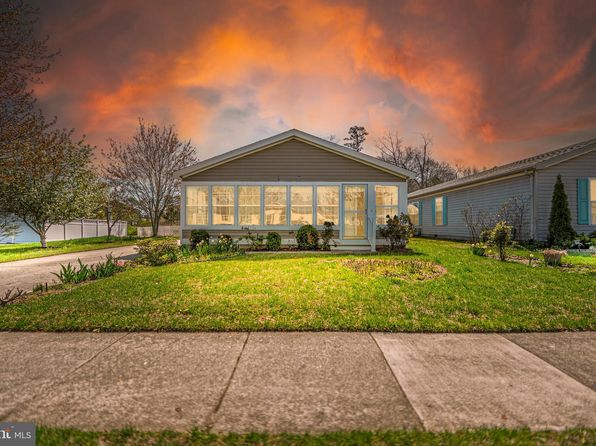 63 Knollwood Dr, Mays Landing, NJ 08330