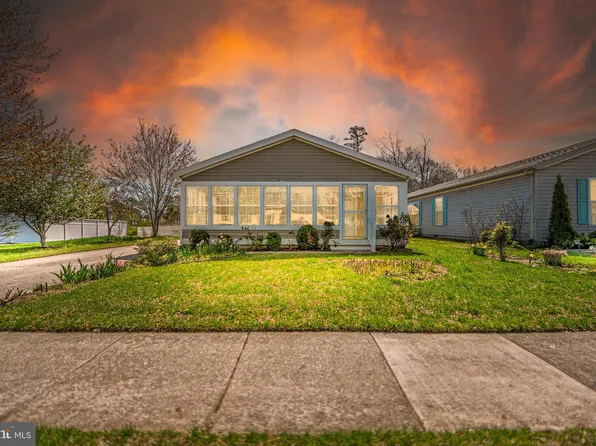 63 Knollwood Dr, Mays Landing, NJ 08330