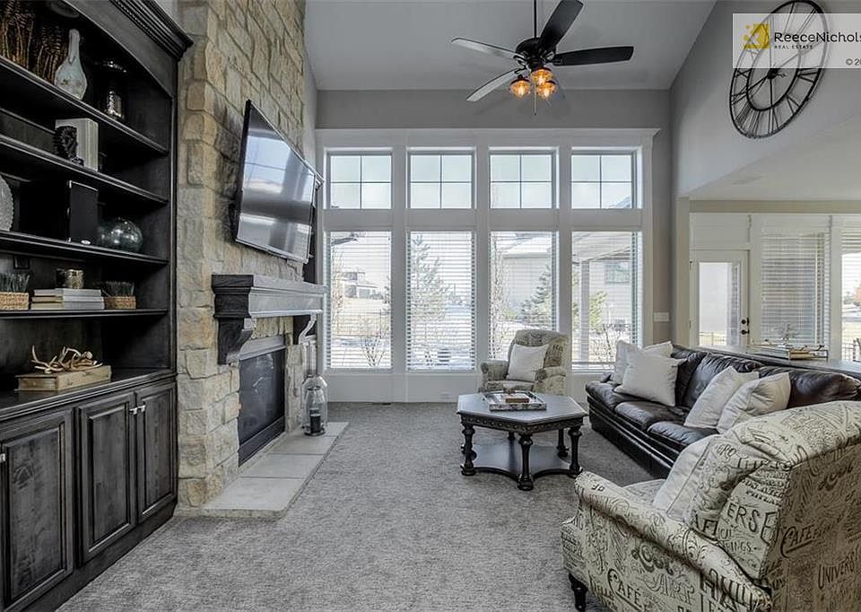 16441 Cody St, Overland Park, KS 66221 Zillow