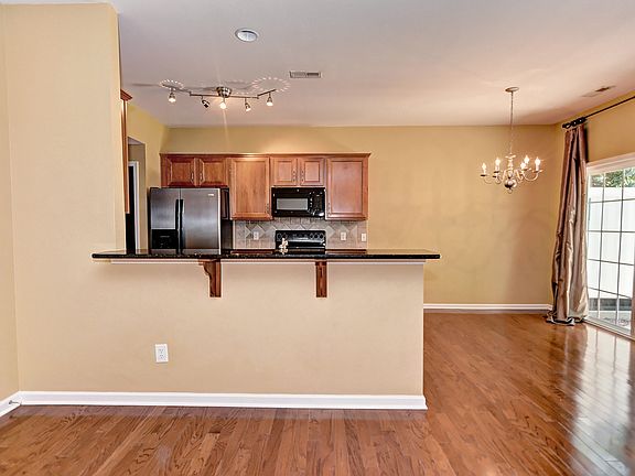 4th image of 10218 Blakeney Preserve Dr