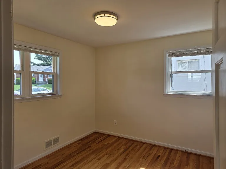 2106 Prichard Rd — Photo 17
