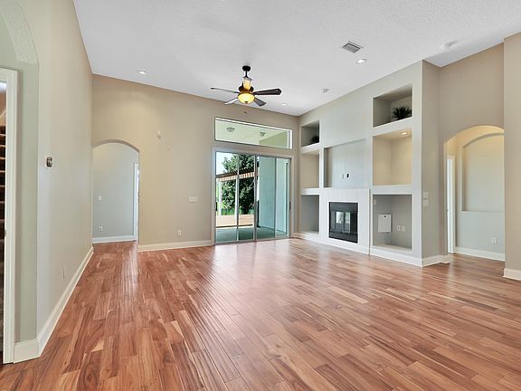 5th image of 6280 Courtney Crest Ln