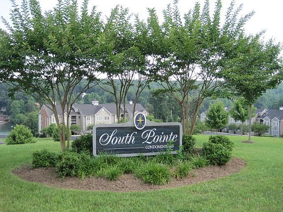 3rd image of 300 S Pointe Shore Dr