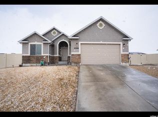 1099 E Hansen Cir, Eagle Mountain, UT 84005