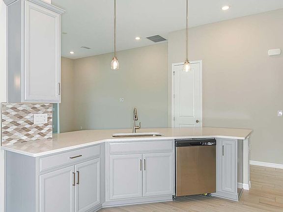 Sweetwater Quick Move-In Home Plan at Davis Heather Estates by William Ryan Homes Tampa
