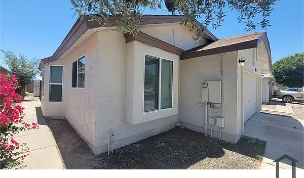 8739 W Indianola Ave — Photo 2