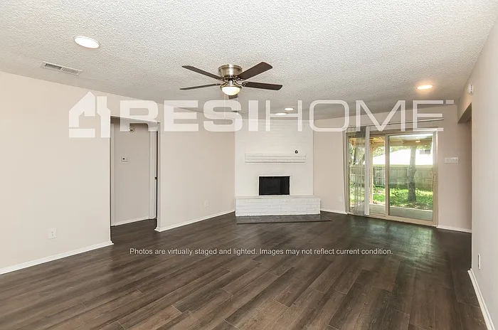 820 Timberoaks Dr — Photo 6