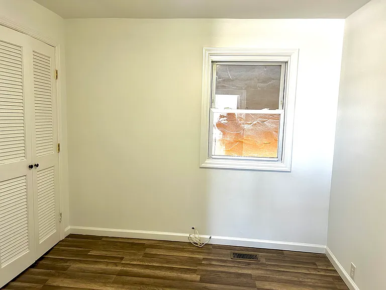 949 W Beech St — Photo 19