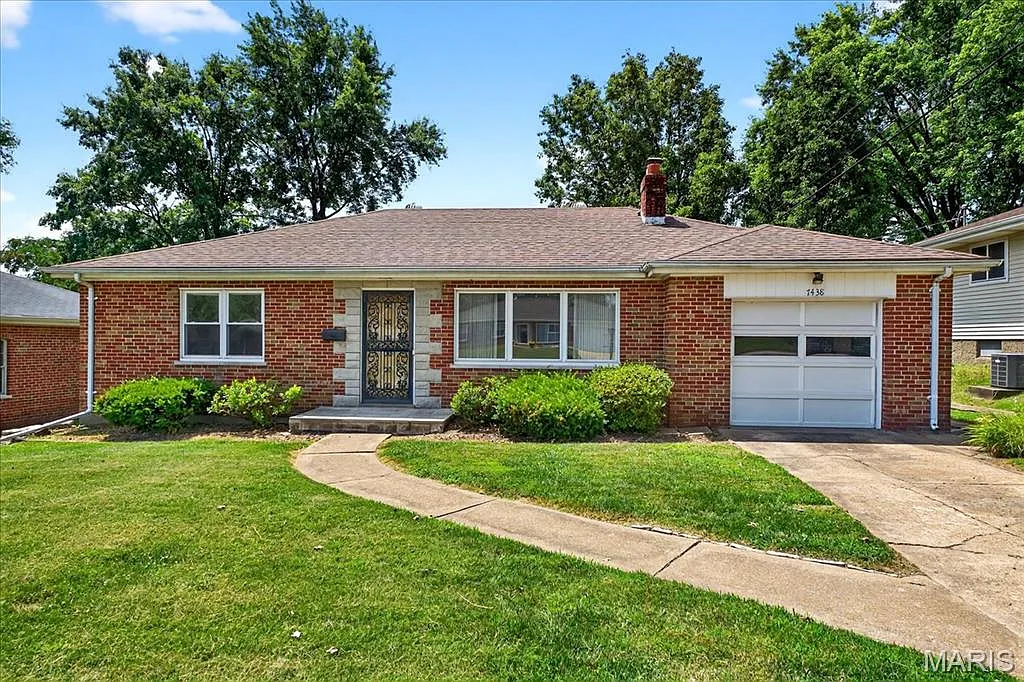 7438 Cheshire Ln photo 1