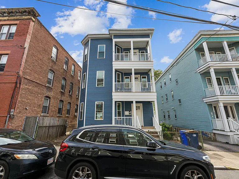 47 Brackett St #3 — Photo 25