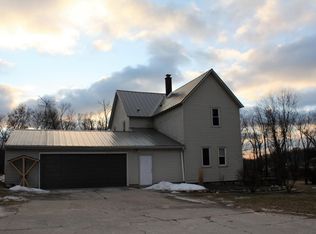 1730 Scenic Dr, Kewaskum, WI 53040