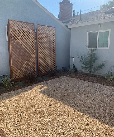 2341 Granada Ave — Photo 2