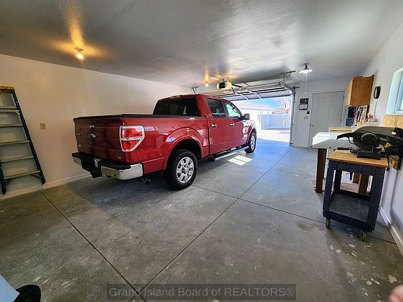 3rd image of 2702 Saint Patrick Ave