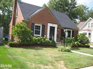 1313 N Maple Ave, Royal Oak, MI 48067
