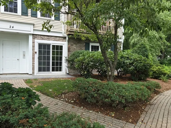 24 Forge Pond Unit B, Canton, MA 02021