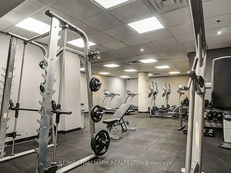 38 Joe Shuster Way W #709 — Photo 24