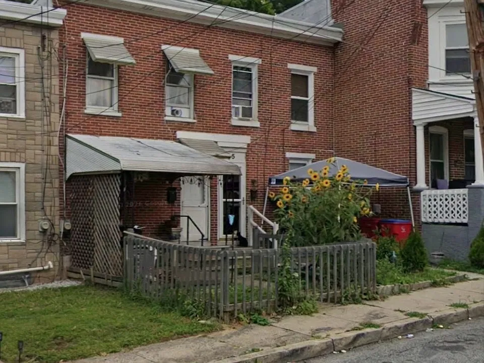 313 Buttonwood St