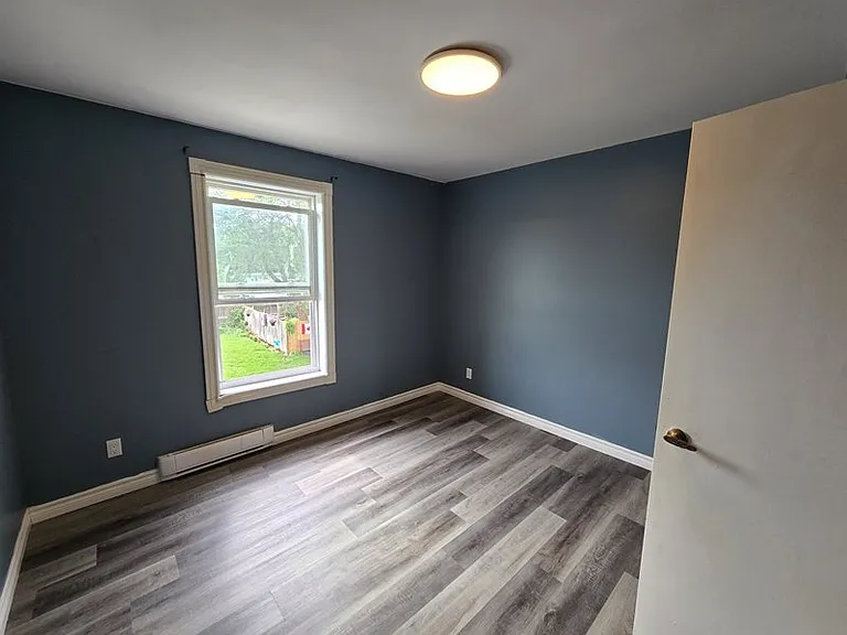 342 Talbot St #2C — Photo 9