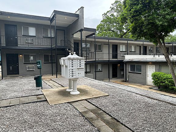 Courtyard with secure mail