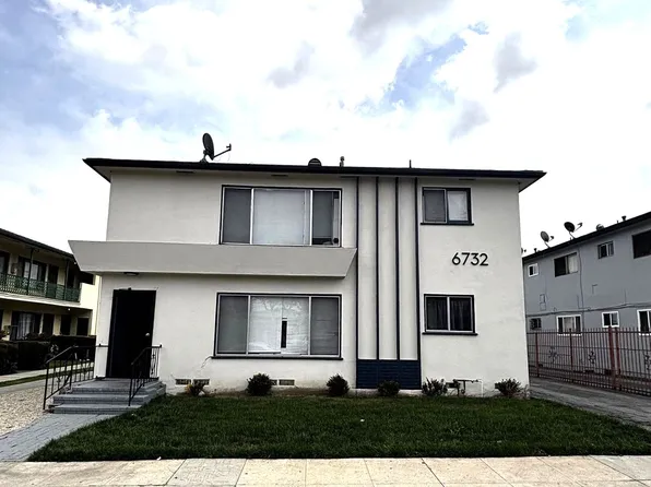 6732 West Blvd., 6732 West Blvd APT 8, Los Angeles, CA 90043