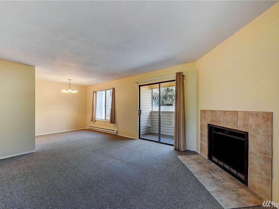 1st image of 11727 93rd Ave NE APT 4