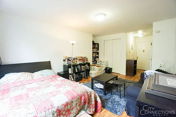 Rented by City Connections Realty | media 17