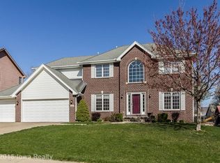 169 57th Ct, West Des Moines, IA 50266