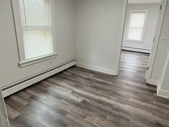 161 Main St #2W, Terryville, CT 06786