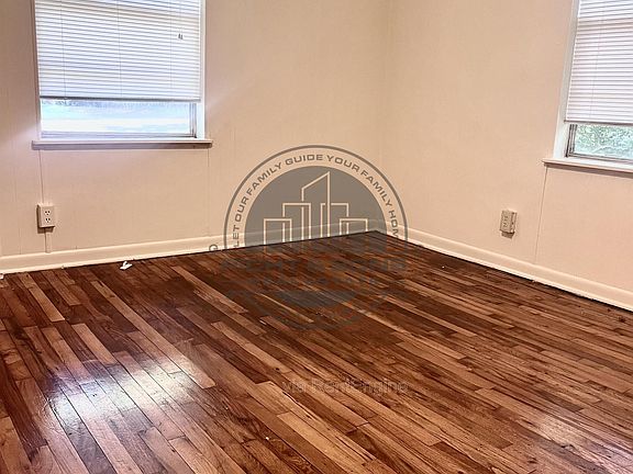 5th image of 2022 Hollywood Dr #1