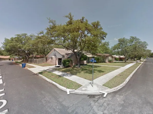 8803 Wimbledon St, San Antonio, TX 78254